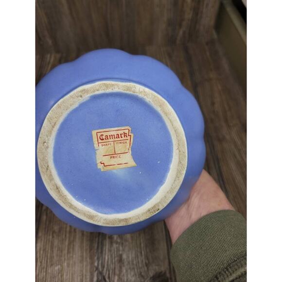 Vintage Camark Pottery Pitcher, Periwinkle Blue Vase, Ribbed Art Pottery Ewer - Picture 5 of 6